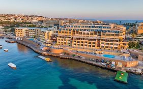 Verdi St George's Bay Marina